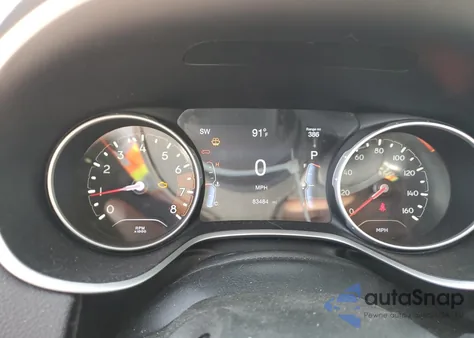 2018 Jeep Compass Latitude из США, поврежденный, VIN 3C4NJDBB1JT142936